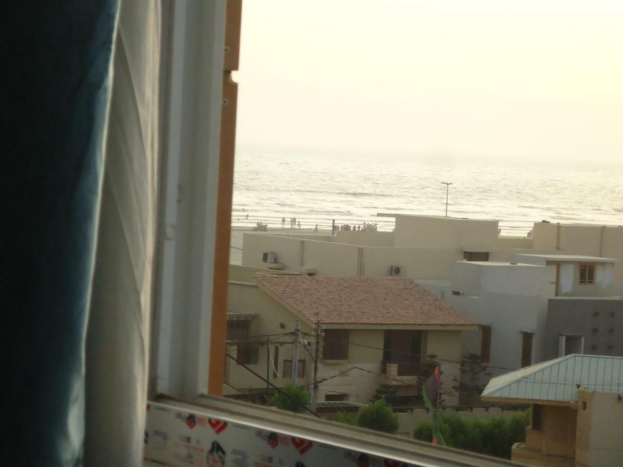 Beach View Service Apartments Karachi Exteriör bild